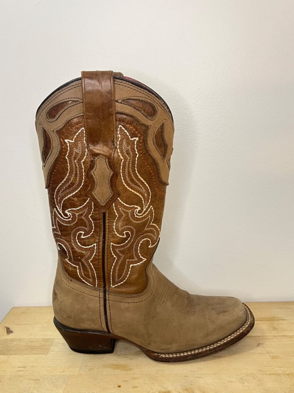 Potro Rebelde Western Cowboy Boots Tan Leather With Embroidered Design Size 6